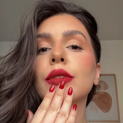@thaisgaldino_s profile image