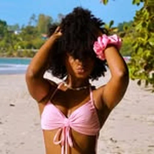 @thaliabrizan profile image