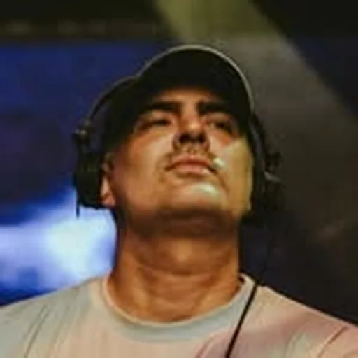 @thanosmak profile image