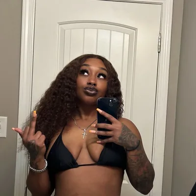 @thaonly_lana profile image