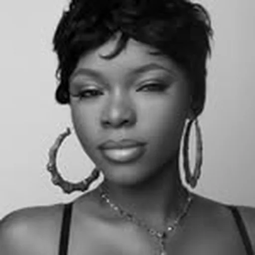 @the.estherrr profile image