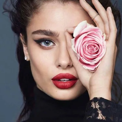 @the.fashionistas.lifestyle profile image