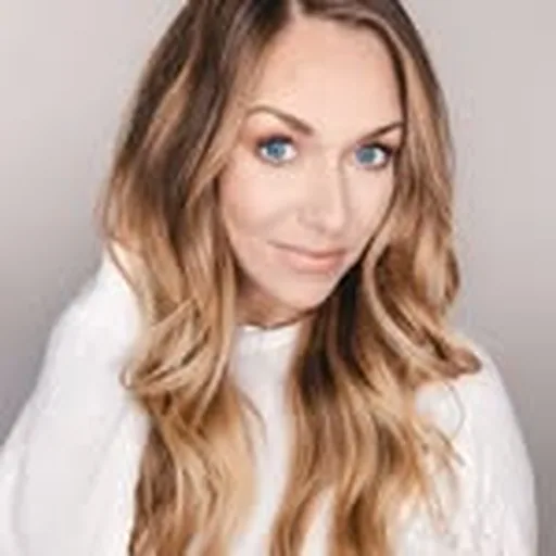 @the.lindsay.arnold profile image