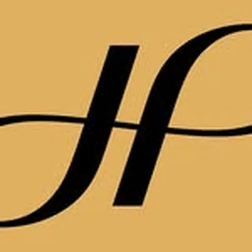 @the_halle profile image