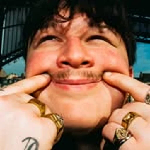 @the_teddybearrrr profile image