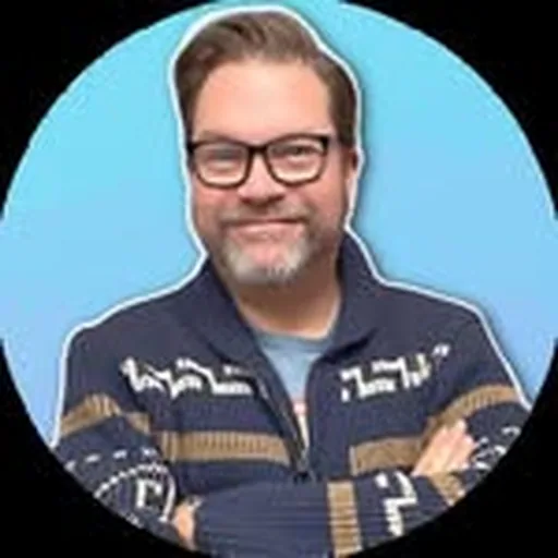 @thecraftydiyguy profile image