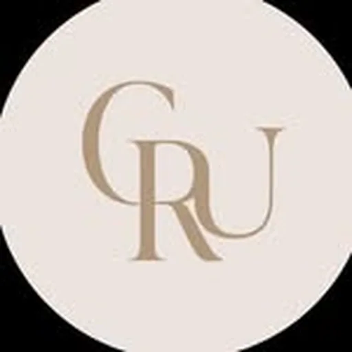 @thecrusalon profile image