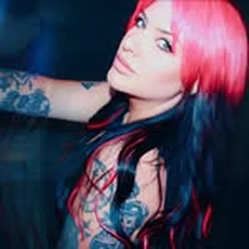 @thejessicaess profile image