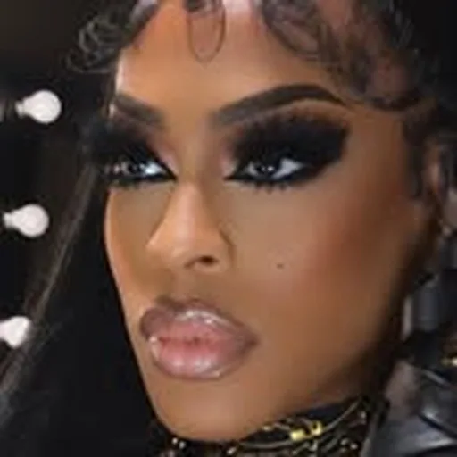 @thelilmoshow profile image