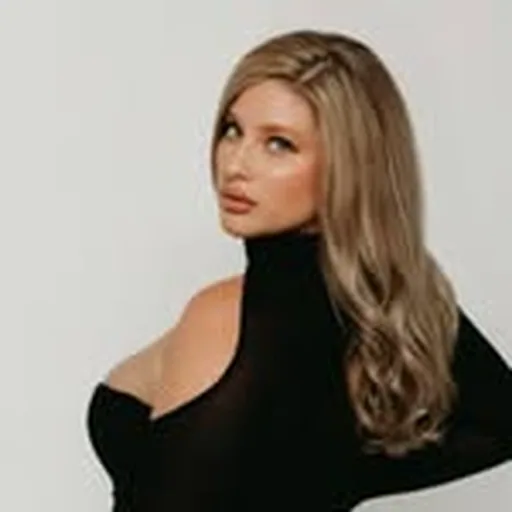 @thelipdoll profile image