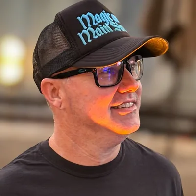 @themaddhatter_ profile image