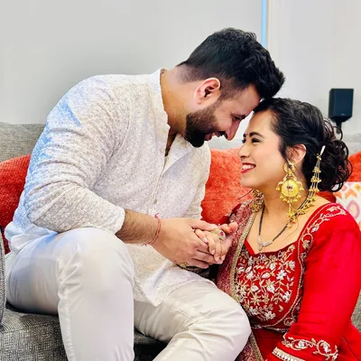 @themalhotravibes_ profile image