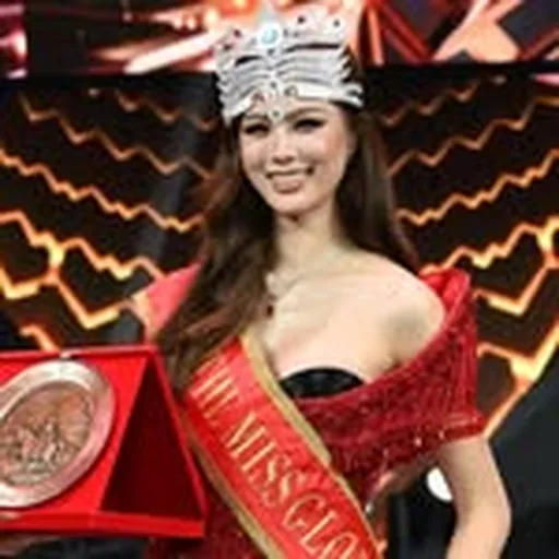 @themissglobe profile image