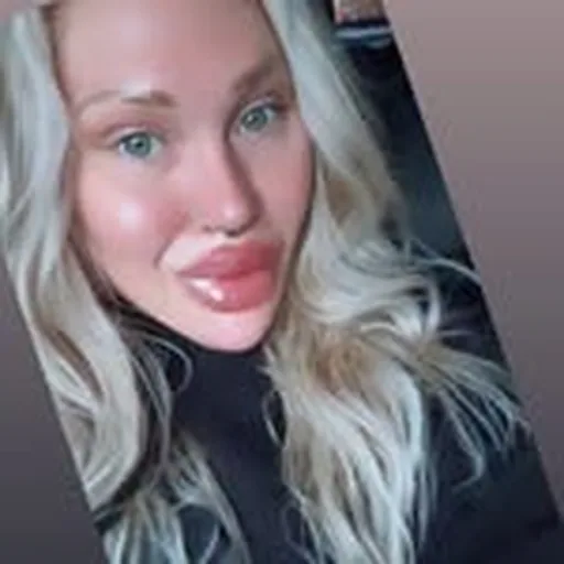 @themonroe profile image