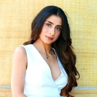 @theniveditabhalla profile image