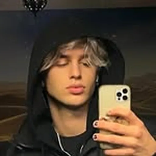 @theocarow profile image