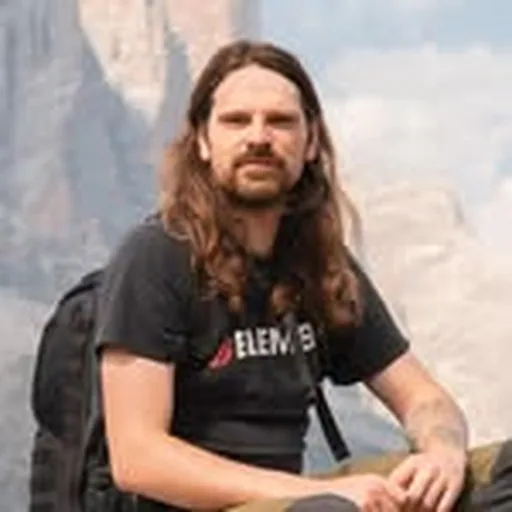 @thephlog profile image