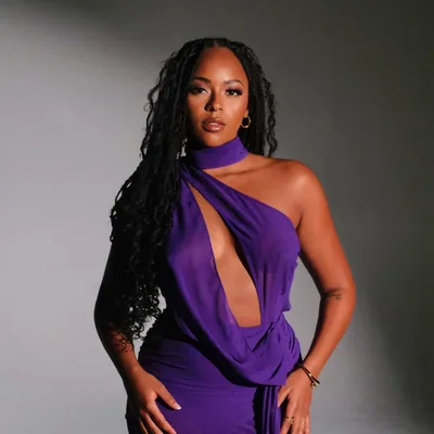 @theracquelsimone profile image