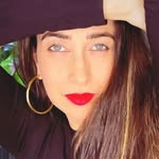 @therealkarismakapoor profile image