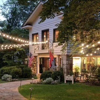 @therestaurantatrtlodge profile image