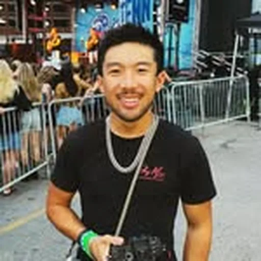 @therileymau profile image