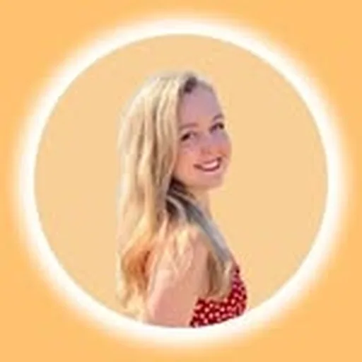 @thesocalgal_ profile image