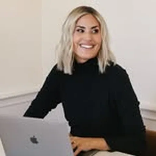 @thesocialshells profile image