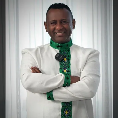 @theyoftaheshow profile image