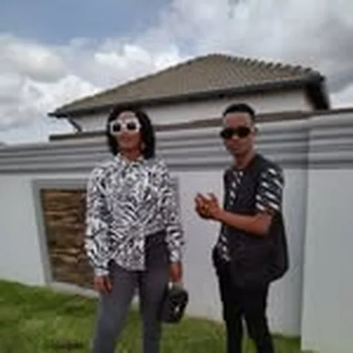 @thukuthela_szn profile image