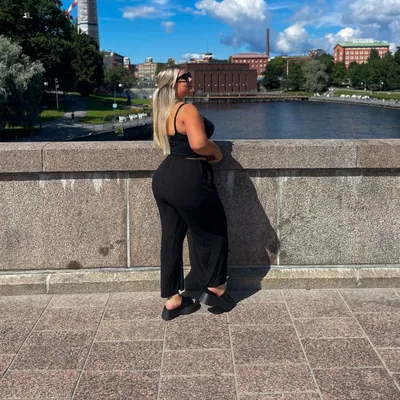 @tiinaunderthecoconut profile image