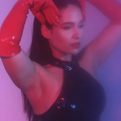 @tinysnowdancer profile image