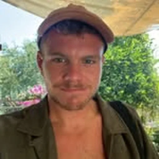 @toby__nicholas profile image