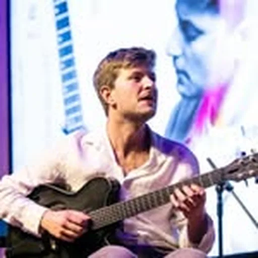 @tomollendorff profile image