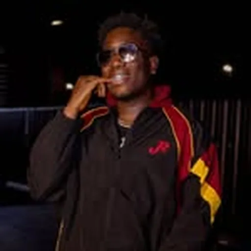 @tosinakinbo profile image