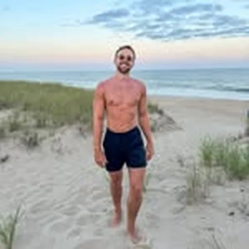 @travelahead_ profile image
