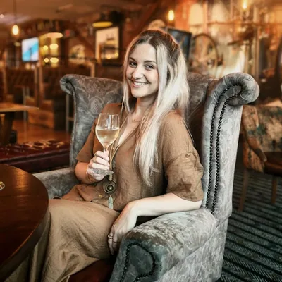 @travellingjezebel profile image
