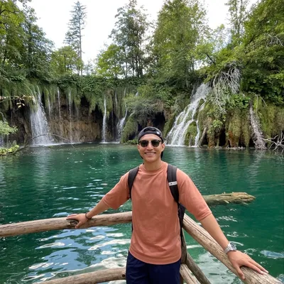 @travelsbyar profile image