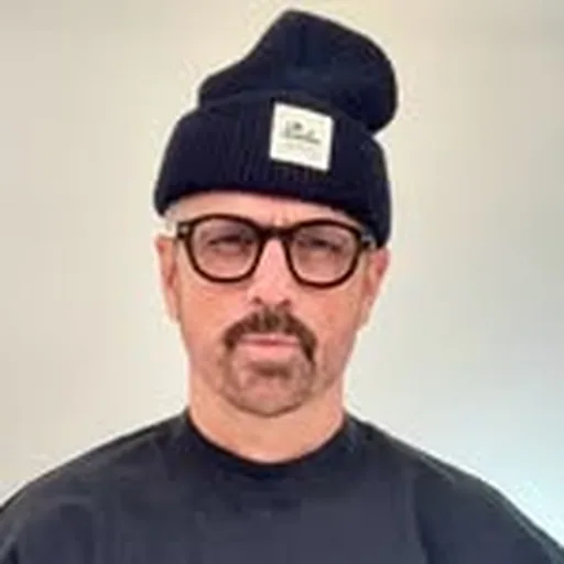 @travisparkerhair profile image