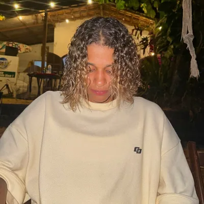 @tthaissasiqueira profile image