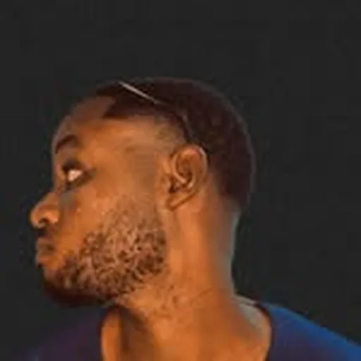 @two_glazzes profile image