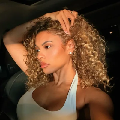 @twoshotsofadri profile image