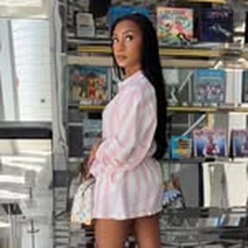 @tyniquekelly_ profile image