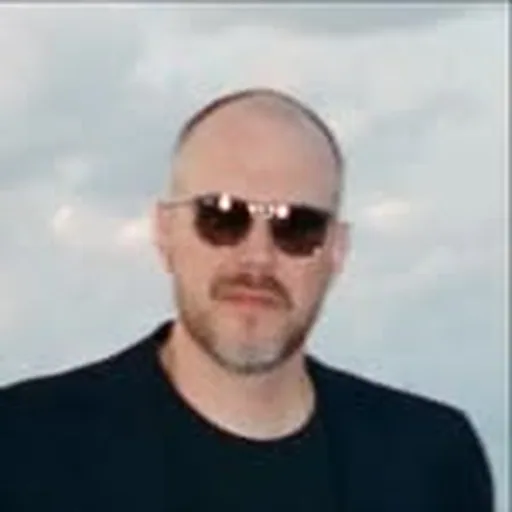 @u_tern profile image