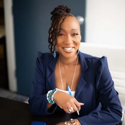 Yolanda Hall | Mindset Coach for Teens & Emerging Adults