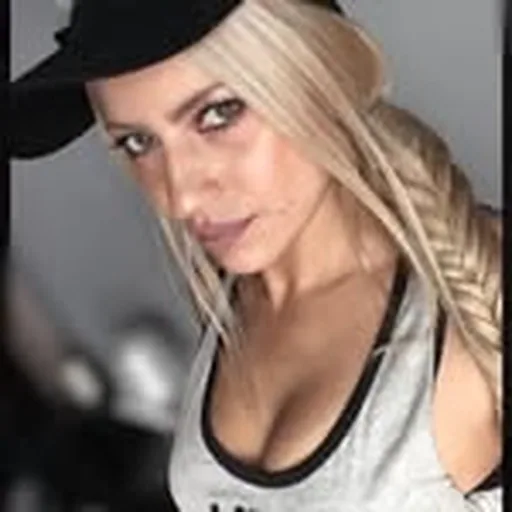 @urania_k profile image