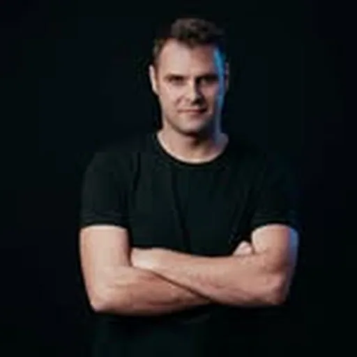 @uri_farre profile image