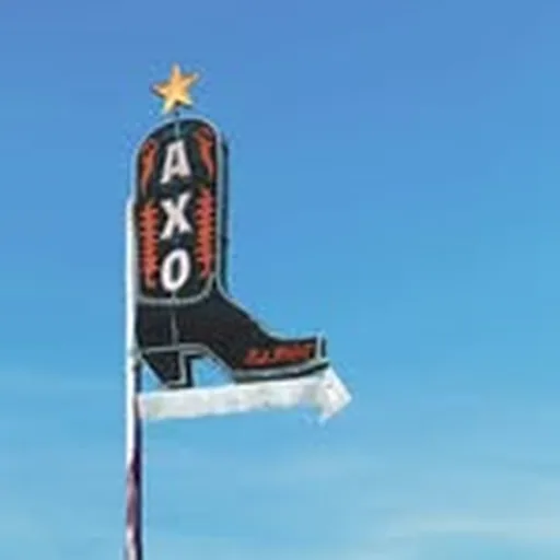 @utkaxo profile image