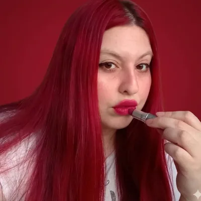 @v.elyta profile image