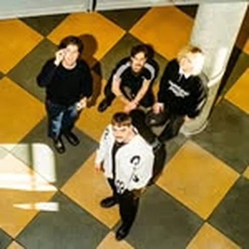 @vacationsband_ profile image