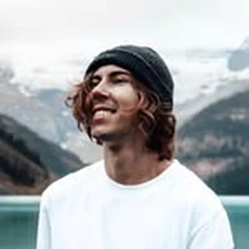 @valdays profile image